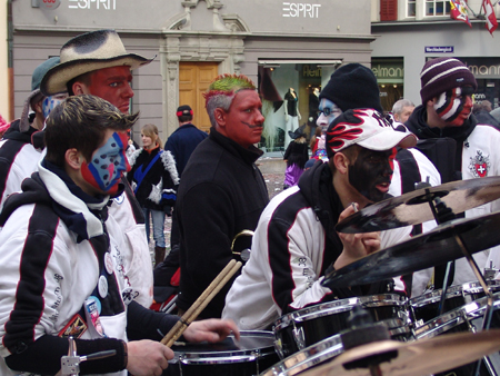 guedismontag lu 104