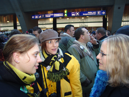 bahnhofguggete 09 023
